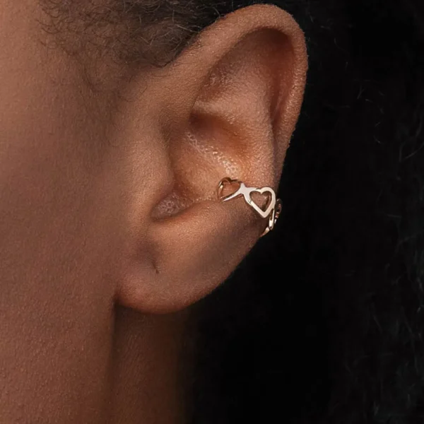 BRINCO PIERCING DE PRESSAO CORACAO BANHADO A OURO 18K2