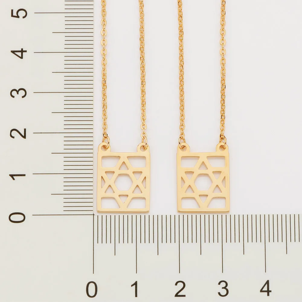 ESCAPULARIO ESTRELA HEXAGRAMA BANHADO A OURO 18K TAM.681