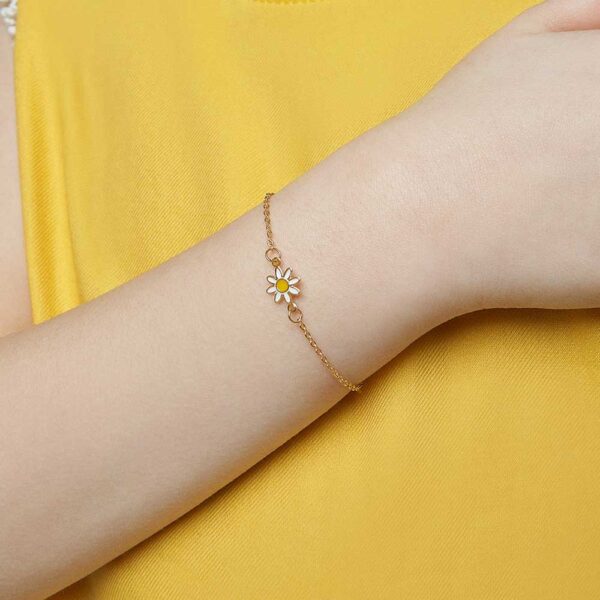 PULSEIRA MARGARIDA BANHADA A OURO 18K COM APLICACAO DE RESINA2